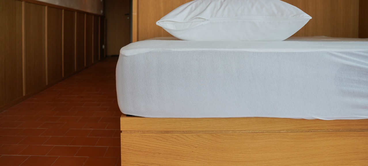 Alèse ou protège-matelas : quelles différences ?