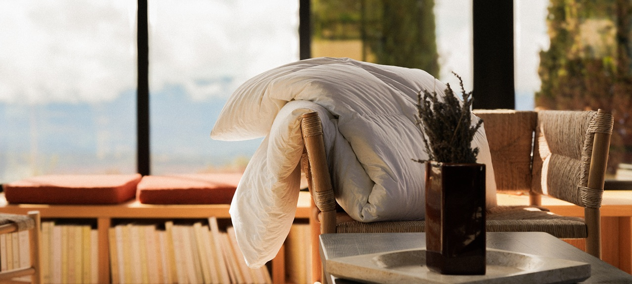 Garnissage de couette : comment choisir entre duvet, plumes et fibres synthétiques ?