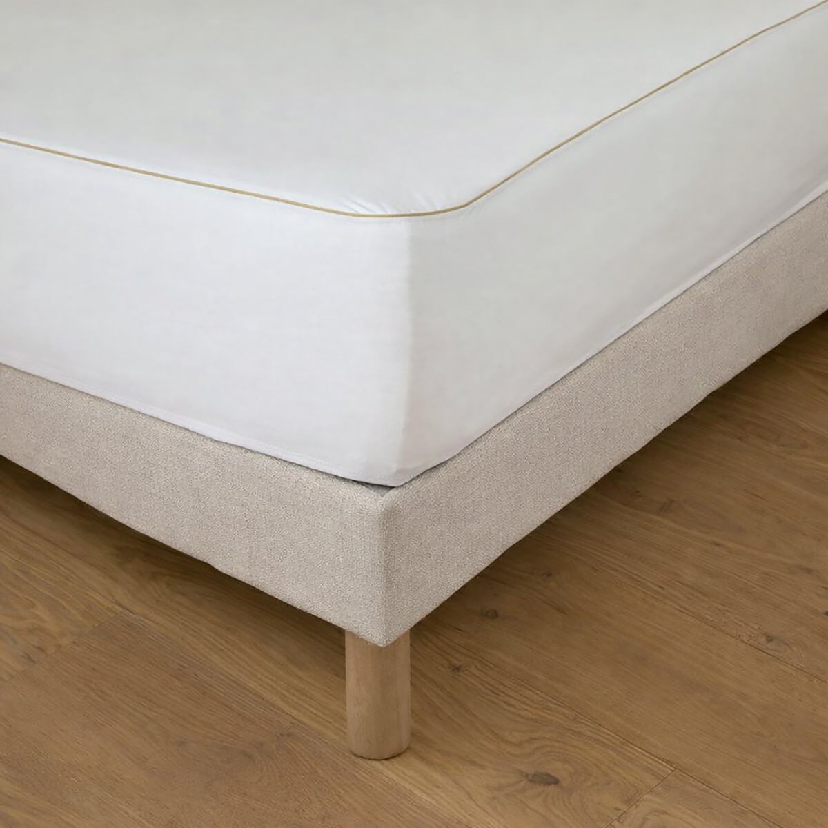 Protège matelas molleton absorbant - passepoil beige