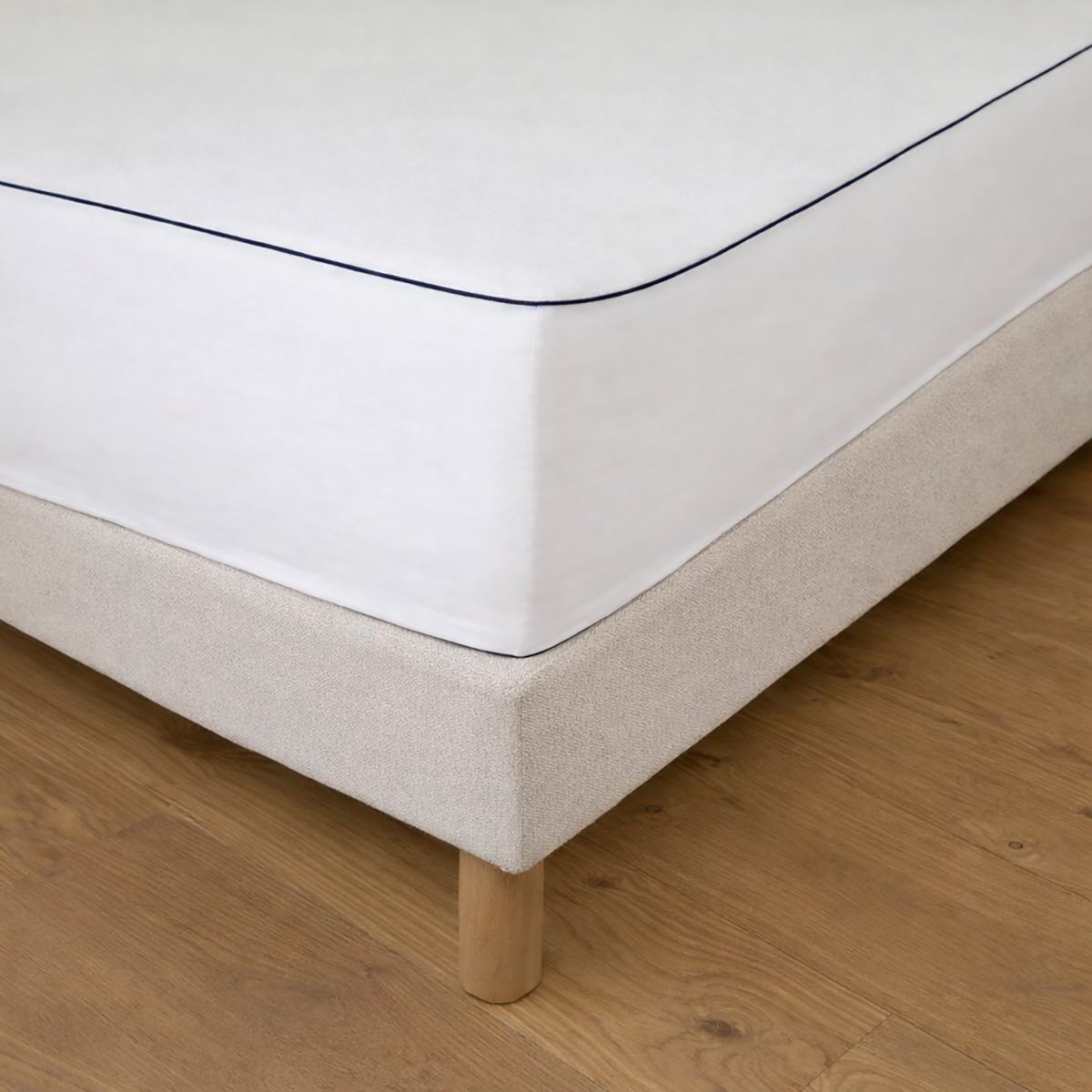 Protège matelas coton imperméable - passepoil marine
